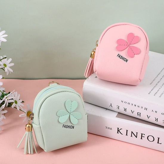 Japan And South Korea Cute Coin Purse Leather Girl $12.60 Dana Fashion Color: Black Women's Bags Product information: Applicable gender: neutral/both men and women Applicable scenario: Daily configuration Function: waterproof, wear-resistant, anti-theft,