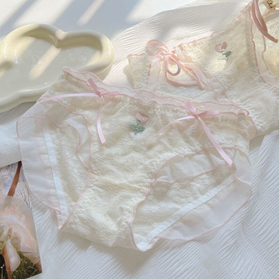 Japanese Sweet And Pure Desire Style Lace Underwear For Women $15.65 Dana Fashion style: Lace Style size: Average Size Women's clothing Product information: Pattern: Flowers Weaving: knitting Fabric name: lace Color: lace-up style, lace style Main fabric