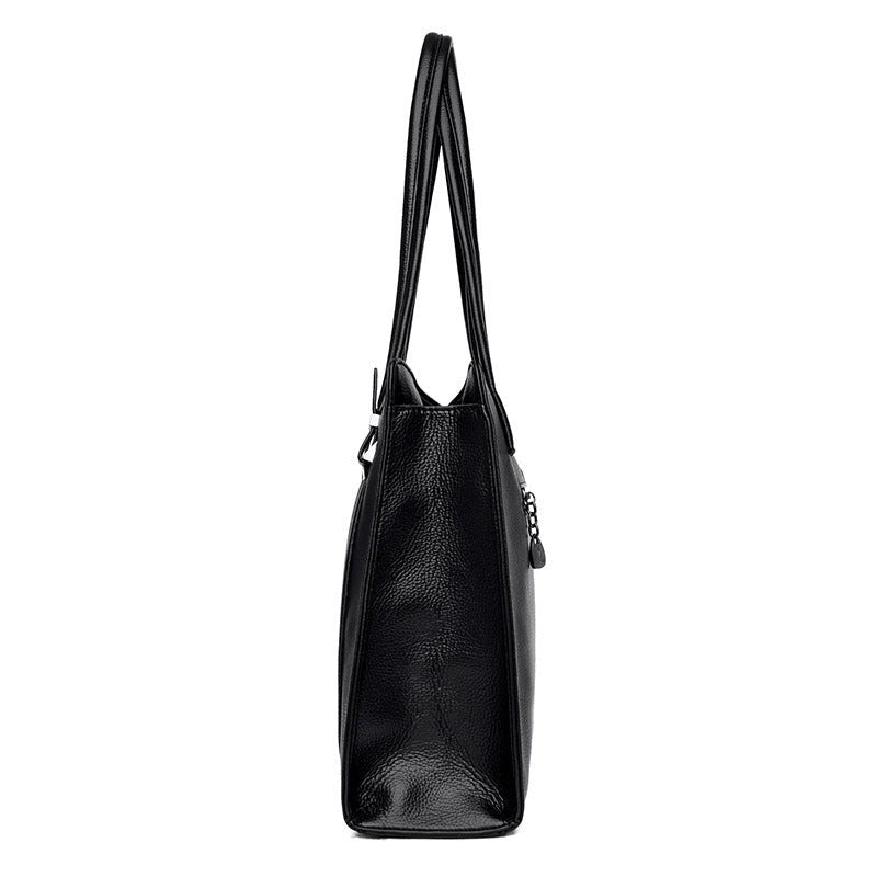 Kangaroo Leather Large Capacity Fashion Soft Leather Shoulder Bag $86.78 Dana Fashion Color: Black Women's Bags Product information: Lining texture: Polyester Applicable scenario: Daily configuration Color: wine red, light gray, green, dark blue, black Ou