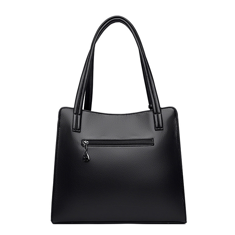 Kangaroo Leather Large Capacity Fashion Soft Leather Shoulder Bag $86.78 Dana Fashion Color: Black Women's Bags Product information: Lining texture: Polyester Applicable scenario: Daily configuration Color: wine red, light gray, green, dark blue, black Ou