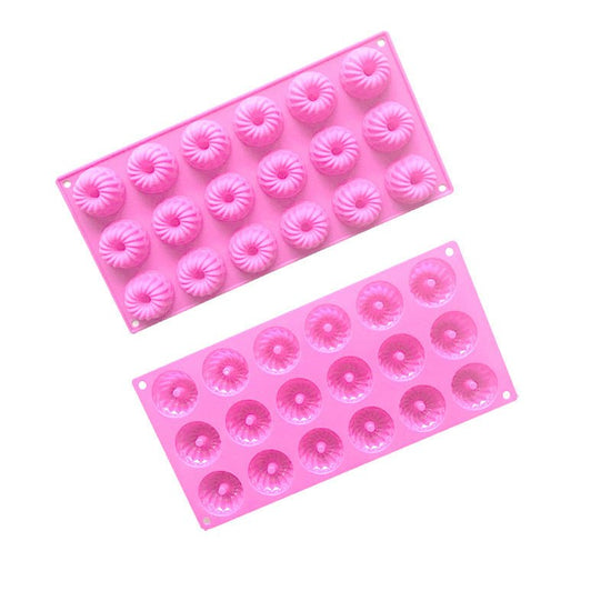 Kelilu Silicone Cake Mold 18 Mousse Round Mold Pudding Jelly Mold Baking Tools $13.07 Dana Fashion Color: Pink Dana's Kitchen Product information: Name: Silicone cake mold Shape: 18 Lilu Size: 29.5*15*2.2cm Gram weight: about 126g Package: Bulk Material: