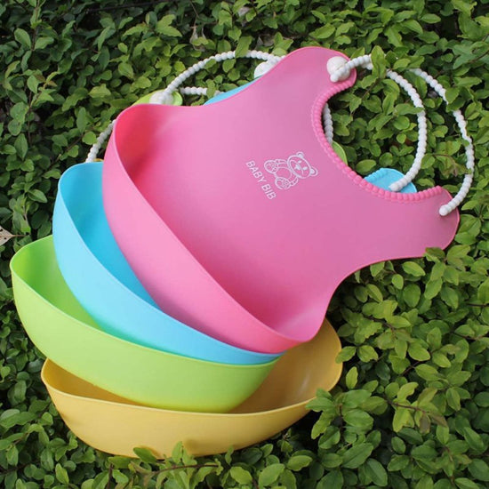 Kid Infant Bibs Baby Soft Silicone Bib $8.50 Dana Fashion Color: Blue Baby Clothing Specifications: It is made of high quality materials,soft hand feeling, no any harm to your baby's skin Style:Casual,Cute,Adjustable,Reusable Material:silicone Pattern:Car