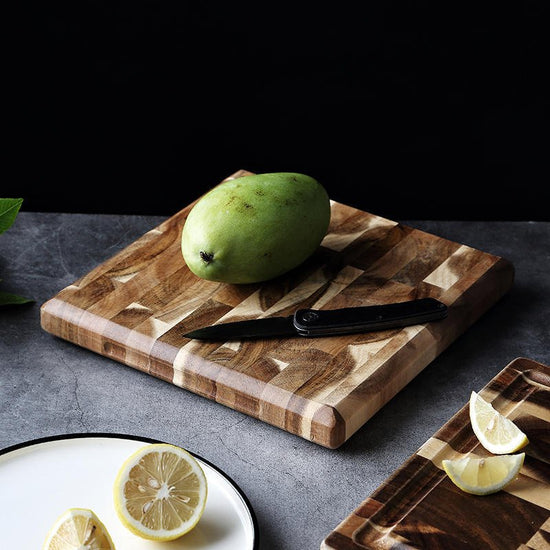 Kitchen Household Parquet Solid Wood Cutting Board $87.15 Dana Fashion Color: Brown Size: L Dana's Kitchen Overview: Cut fruit, cut vegetables, clam meat, clam meat, etc. *Dimensional data are measured by hand, the error is 0.5 1cm, please refer to the ac