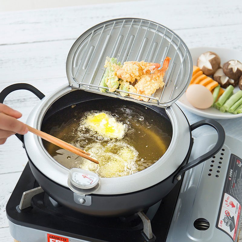 Kitchen Pot $90.95 Dana Fashion Color: Silver Size: 20X8cm Dana's Kitchen [Name] deep fryer. [Material] pot body: 304 stainless steel [Specification] 20m [Applicable number] 1-2 people [Process] perfusion process [Note] This product is a special fryer, no