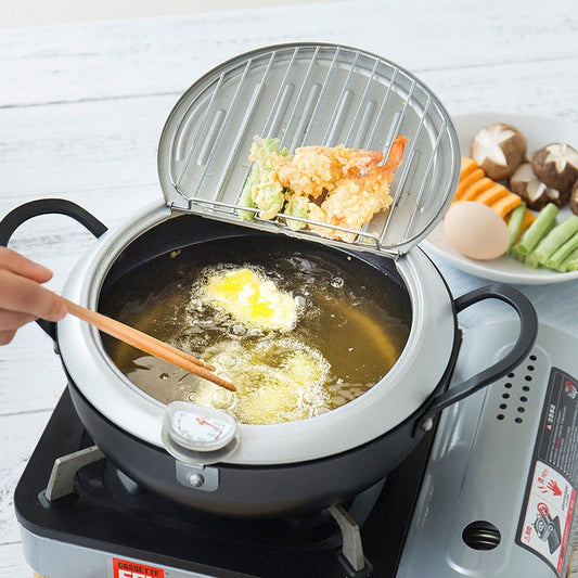 Kitchen Pot $90.95 Dana Fashion Color: Silver Size: 20X8cm Dana's Kitchen [Name] deep fryer. [Material] pot body: 304 stainless steel [Specification] 20m [Applicable number] 1-2 people [Process] perfusion process [Note] This product is a special fryer, no