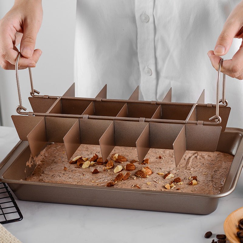 Kitchen Solid Bottom Thickened Square Brownie Pan Home Bakery $41.93 Dana Fashion 颜色: single Dana's Kitchen Product information: Material: stainless steel Style: modern and simple Color: Brown Feature: Food-grade quality stainless steel, non-toxic large c