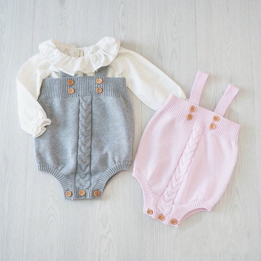 Knitted baby onesies $16.20 Dana Fashion Color: Grey Size: 66cm Baby Clothing Sleeve: Sleeveless Whether hooded: not hooded Thickness: General Fabric name: Artificial colored cotton Main fabric composition: cotton Main fabric ingredient content: 95 (%) Cl