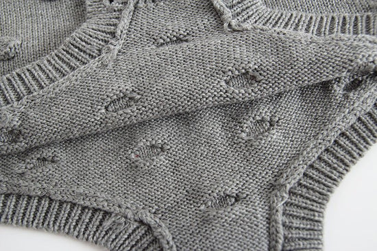 Knitted Romper Baby Sweater Romper $18.72 Dana Fashion Color: Grey Size: 100cm Baby Clothing Style: short climb Closed style: pullover Applicable gender: neutral/male and female Sleeve: Sleeveless Fabric name: Cotton Main fabric composition: cotton Main f