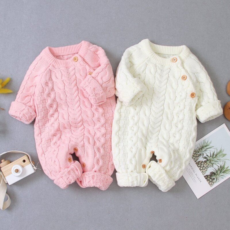 Knitted solid color baby jumpsuit $32.50 Dana Fashion Color: Blue Size: 100cm Baby Clothing Applicable gender: neutral Sleeve length: long sleeve Whether hooded: not hooded Fabric name: acrylic Closed style: single-breasted size Clothing length bust Hips