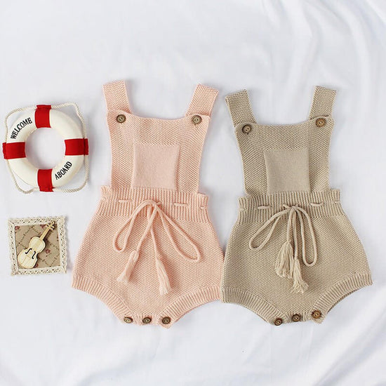 Knitted woolen jumpsuit for babies and toddlers $25.00 Dana Fashion Color: Khaki Size: 66cm Baby Clothing Thickness: General Fabric name: Cotton Main fabric composition: cotton Security level: Class A Closed style: pullover style: Casual Style: Triangle C