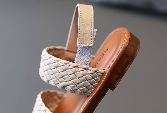 Korean Style Children's Shoes Baby Flat Beach $28.19 Dana Fashion Color: Beige Shoe size: 23 Baby & Mother Product information : Upper material: artificial leather Function: breathable, non-slip, wear-resistant Pattern: plain Sole material: beef tendon We