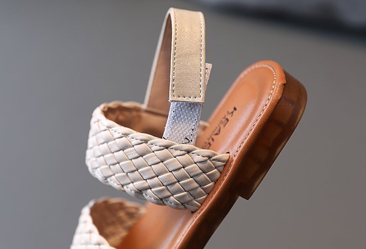 Korean Style Children's Shoes Baby Flat Beach $28.19 Dana Fashion Color: Beige Shoe size: 23 Baby & Mother Product information : Upper material: artificial leather Function: breathable, non-slip, wear-resistant Pattern: plain Sole material: beef tendon We
