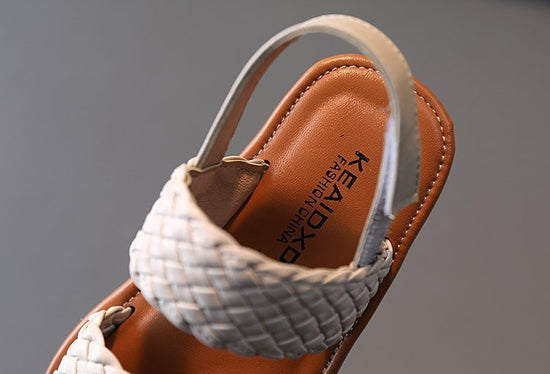 Korean Style Children's Shoes Baby Flat Beach $28.19 Dana Fashion Color: Beige Shoe size: 23 Baby & Mother Product information : Upper material: artificial leather Function: breathable, non-slip, wear-resistant Pattern: plain Sole material: beef tendon We