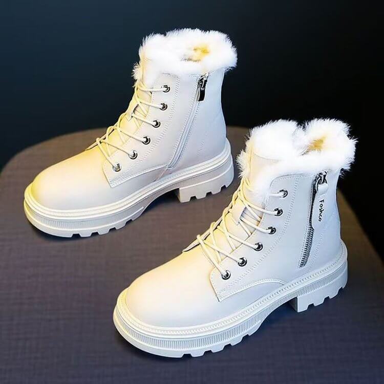 Korean Version Fleece-lined Autumn And Winter High-top Cotton Boots $44.90 Dana Fashion Color: Black Size: 35 Women's shoes Product information: Pattern: solid color Lining material: Leather Color: black, white Heel height: mid heel (3-5CM) Length of sock