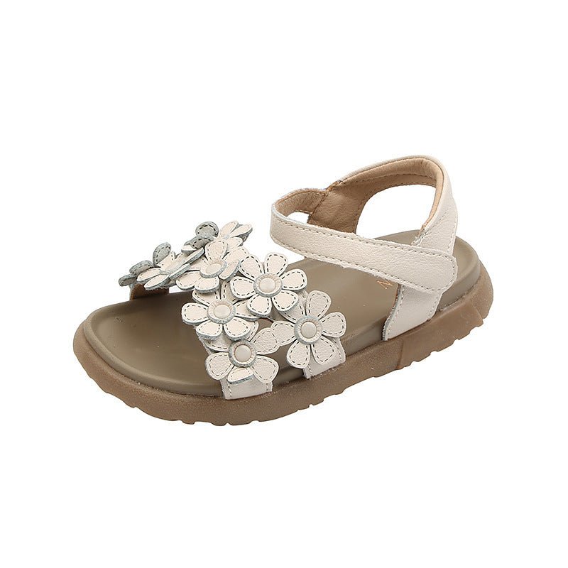 Korean Version Of The Big Kids Flower Soft-soled Beach Shoes $45.85 Dana Fashion Color: Beige Shoe size: 21 Baby & Mother Product Information: Upper material: microfiber leather Function: Lightweight, non-slip, wear-resistant Pattern: plain Sole Material: