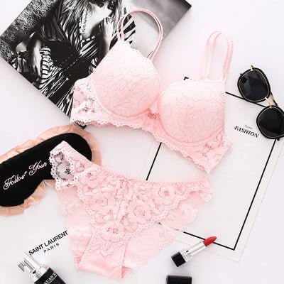 Lace underwear set $39.50 Dana Fashion Color: Black Size: 70A Style: No rims Women's clothing Bra function: gather Style: sexy Waist type: low-waist Fabric: Polyester fiber (polyester) Cup thickness: thin on top and thick on bottom Mold cup insert: no ins