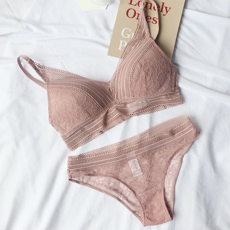 Lace underwear women $45.00 Dana Fashion Color: Green Size: L Women's clothing Applicable people: young women Style: sexy and charming Design feature: lace edge Cup type: 3/4 cup Mold cup type: thin mold cup Shoulder strap type: fixed double shoulder stra