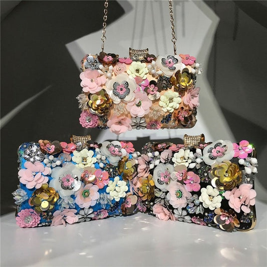 Ladies handmade colorful flower beaded bag $72.26 Dana Fashion Color: Black Women's Bags Ladies handmade colorful flower beaded bag Material: Silk Fabric texture: cotton Style: women's clutch Opening method: lock Internal structure of the bag: mobile phon