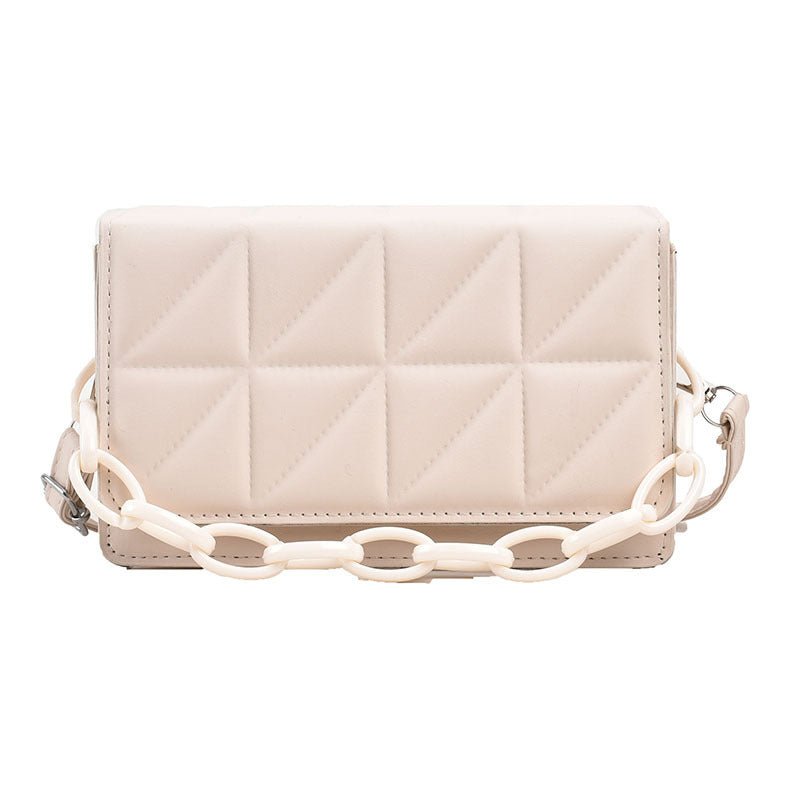 Ladies New Winter Fashion Casual Messenger Bag $26.04 Dana Fashion Color: Black Women's Bags Product information: Lining texture: Polyester Applicable scenario: Daily configuration Color: white, khaki, green, black, brown, pink, orange, rose Red Outer bag