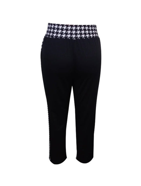 Ladies' Solid Color Herringbone Button Fashionable Slimming Casual Pants $159.00 Dana Fashion Colour: Black Size: L Women's clothing Quantity per package: 1 piece Pants Length: long Season: Spring and autumntime Style: casual Shape: fit Stretch: lightweig