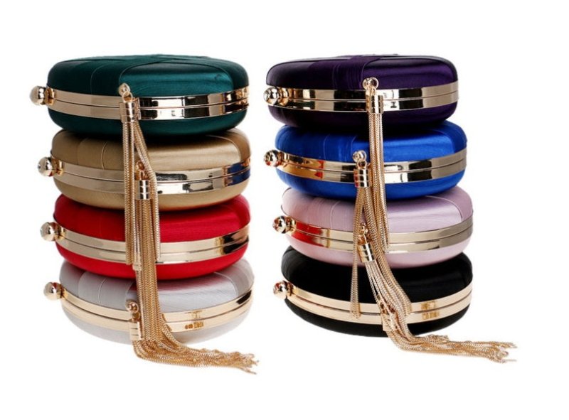Lady Evening Bags $70.00 Dana Fashion Color: Black Women's Bags Material silk Fabric texture synthetic leather Lining texture polyester Strap root number: double root Pattern stripe Hardness: hard Color red, blue, black, deep purple, pink, gold, silver, d