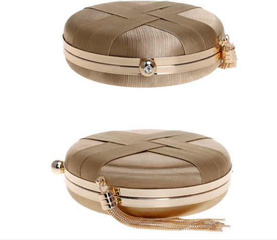 Lady Evening Bags $70.00 Dana Fashion Color: Black Women's Bags Material silk Fabric texture synthetic leather Lining texture polyester Strap root number: double root Pattern stripe Hardness: hard Color red, blue, black, deep purple, pink, gold, silver, d