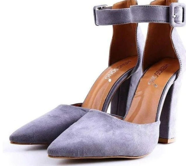 Laix Pumps $39.99 Dana Fashion Color: Grey Size: 34size Women's shoes *Color: 4 colors * Size: 34 to 43 yards *Material: suede US EUR UK AUS JPN KOR 5 35 2,5 3.5 21 228 5.5 35.5 3 4 21.5 231 6 36 3.5 4.5 22 235 6.5 37 4 5 22.5 238 7 37.5 4.5 5.5 23 241 7.