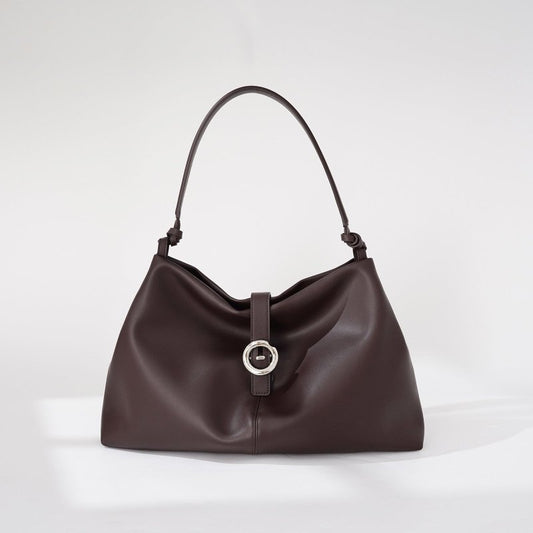 Large Capacity Commuter Tote All-match Shoulder Messenger Bag $153.00 Dana Fashion Color: Caramel Mocha Women's Bags Product information: Lining texture: polyester cotton Applicable scenarios: Daily matching Color: cherry color, caramel mocha, moss green