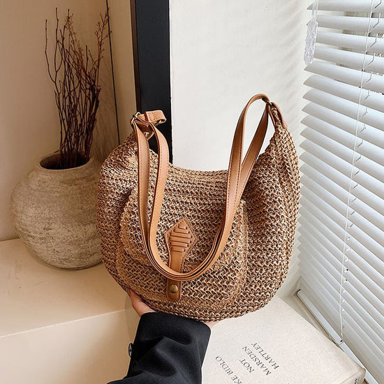 Large Capacity Straw Bag Women's All-match One-shoulder Crossbody $38.99 Dana Fashion Color: Khaki Women's Bags Product information: Lining texture: Polyester Color: Milky White, khaki Material: Straw Bag internal structure: zipper change bag Popular elem