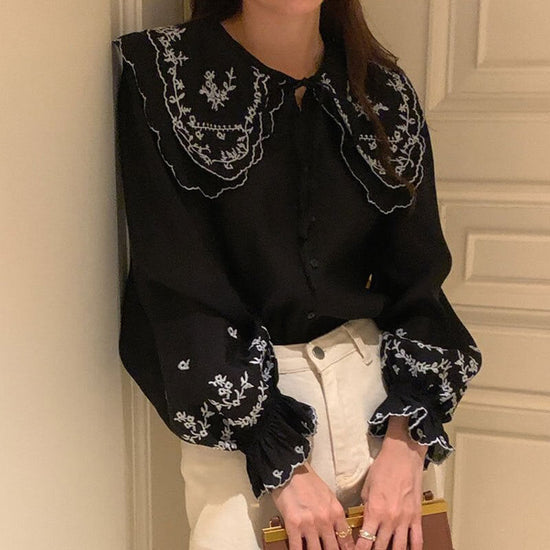 Large Lapel Single-breasted Loose Bell Sleeve Shirt $69.50 Dana Fashion Color: Apricot Size: Free Size Women's clothing Product information: Fabric name: Cotton Color: apricot, Black Sleeve type: bell sleeve Size: free size Version: Loose Length: common s