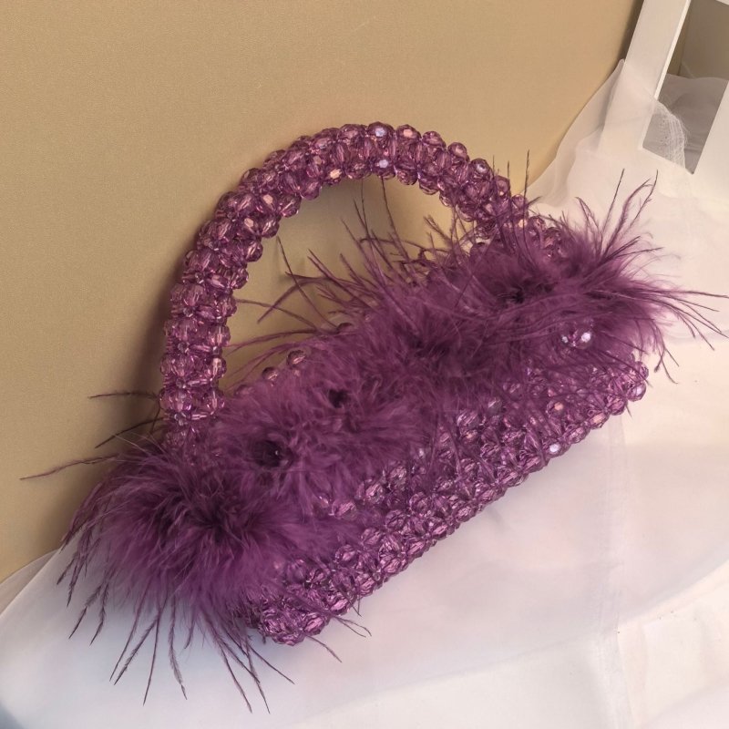 Large Ostrich Feather Handmade Beaded Fall Winter Fashion Feather Handbag $79.50 Dana Fashion Color: Sauce Purple Size: 22X9X7.5 Women's Bags Product information: Lining texture: no lining Applicable scenario: Daily configuration Color: glittering, green,