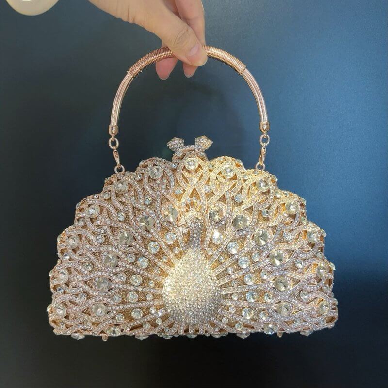 Large Peacock Diamond Every Night Bags Luxury $159.00 Dana Fashion Color: Golden Green Color Women's Bags Product information: Lining texture: synthetic leather Applicable scenarios: Daily matching Color: gold green color, white silver, light gold, rose g