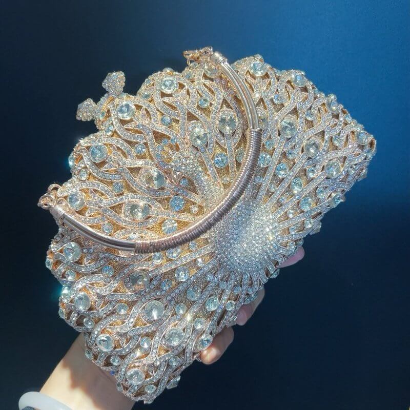 Large Peacock Diamond Every Night Bags Luxury $159.00 Dana Fashion Color: Golden Green Color Women's Bags Product information: Lining texture: synthetic leather Applicable scenarios: Daily matching Color: gold green color, white silver, light gold, rose g