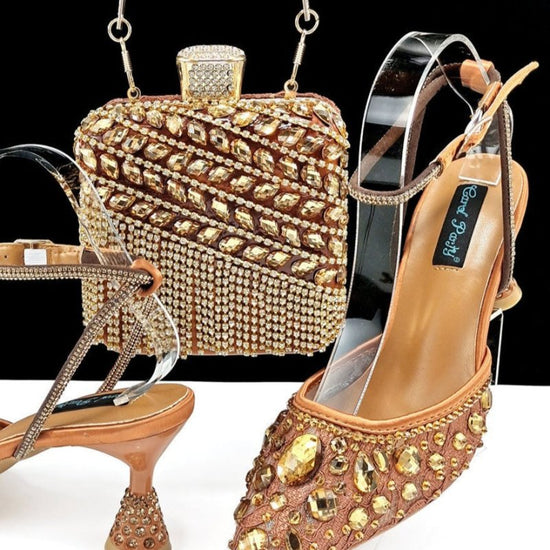 Large Rhinestone High Heel Sandals Three-dimensional Tassel Handbag Set $179.50 Dana Fashion Color: Brown Size: 38 Women's shoes Product information: Toe holder shape: Pointed Color: purple, white, green, Rose Red, Red, Brown, champagne, sky blue Shoe Upp