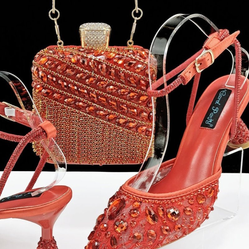 Large Rhinestone High Heel Sandals Three-dimensional Tassel Handbag Set $179.50 Dana Fashion Color: Red Size: 38 Women's shoes Product information: Toe holder shape: Pointed Color: purple, white, green, Rose Red, Red, Brown, champagne, sky blue Shoe Upper