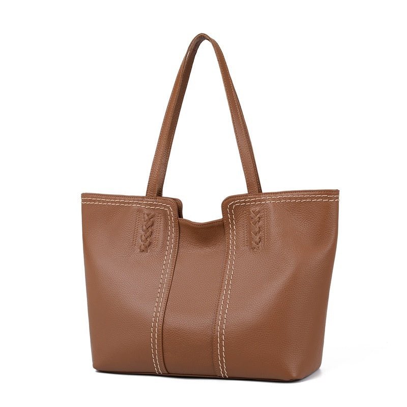 Leather Bag For Woman New Women's Tote Bag $146.50 Dana Fashion Color: Black Women's Bags Product information: Lining texture: Polyester Applicable scenarios: Daily configuration Color: khaki, Black Outer bag type: slit pocket Leather features: two-layer