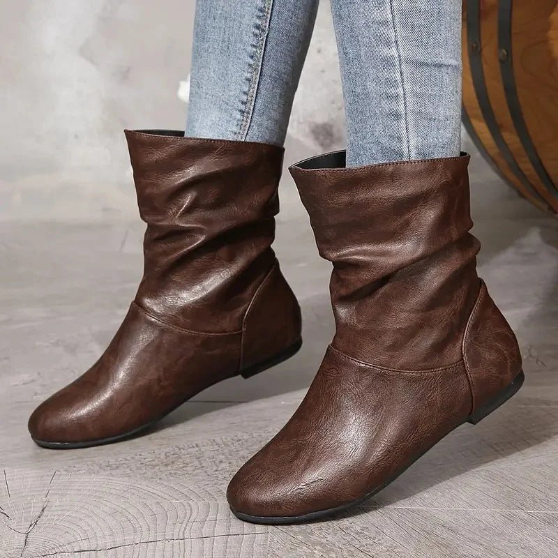 Leather Flat All-match Short Boots Women $45.99 Dana Fashion Color: Dark brown Size: 36 Women's shoes ข้อมูลผลิตภัณฑ์: ลวดลาย: สีทึบ วัสดุซับใน: หนัง สี: น้ำตาลอ่อน (พื้นผิวหนัง) ความสูงส้น: ส้นแบน ความยาวถุงเท้า: ท่อต่ำ รูปร่างส้น: ส้นหนา ขนาด: 36,37,38,
