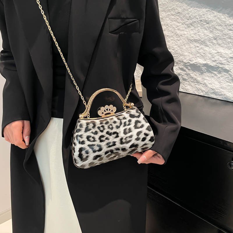 Leopard Print Fashion Retro Crossbody Bag For Women $41.03 Dana Fashion Color: Black Women's Bags Product information: Color: black, yellow, brown Hardness: medium hard Material: PU Suitcase shape: round Popular elements: Leopard print Number of shoulder