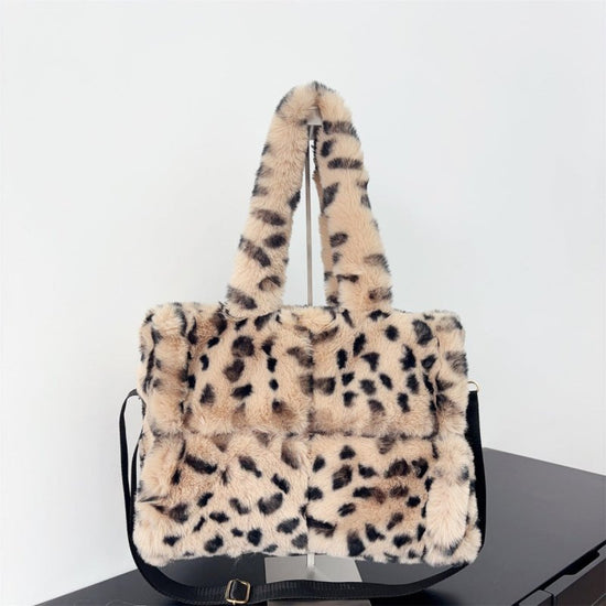 Leopard Print Tote Shoulder Messenger Bag Large Capacity $59.00 Dana Fashion Color: Light Khaki Women's Bags Product information: Color: pink leopard print, light khaki, leopard print, gray leopard print, brown leopard print, white leopard print Applicabl
