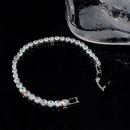 Light Luxury Personality Trendy Zircon Refined Grace High-grade Bracelet $19.90 Dana Fashion Color: 12 Bracelet Silver Square Women's Accessories Product information: Treatment Process: Diamond Color: Bracelet. Green., Micro inlay-Emerald geometric diamon