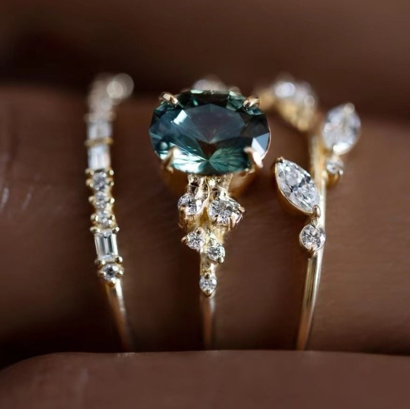 Light Luxury Temperament Flower Ring Three-piece Ring Set $14.52 Dana Fashion Color: Green Diamond Size: No 10 Women's Accessories Product information: Type: Ring, ring Treatment Process: Electroplating Color: lvzuan three-piece set Applicable population: