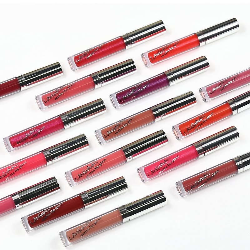 Lipstick 18 Count Lip Gloss Set Matte Velvet Lip Gloss $65.50 Dana Fashion Color: 18Color makeup Product information: Model: L9815-18 color lipstick Style: 18-piece set Category: lip gloss, lipstick, lip gloss Ingredient raw material: oil Packing list: Li