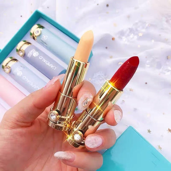 Lipstick set $18.00 Dana Fashion Style: Suit makeup Shelf life: 3 years Skin Type: General Efficacy: Modification Category: Lip gloss, lipstick, lip gloss