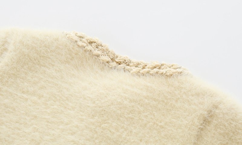 Little fragrance long-sleeved knitted cardigan $44.12 Dana Fashion Color: Beige Size: 100cm Baby Clothing Thickness: thicker Sleeve length: long sleeve Closed style: single-breasted pattern: plain Fabric name: Knitting Main fabric composition: nylon/nylon