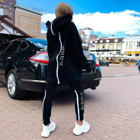 Long Hoodie Pantsuit $72.17 Dana Fashion Color: Black Size: 2XL Women's clothing
