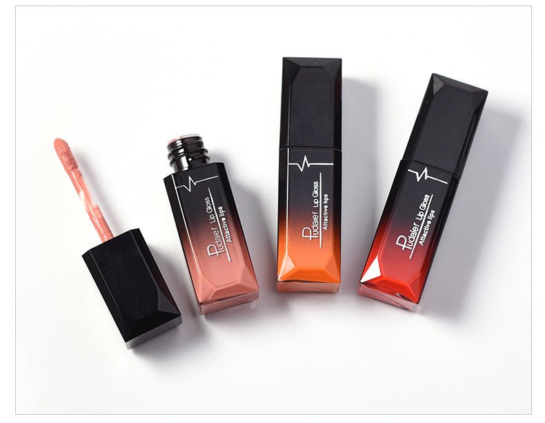 Long-lasting Non-stick Lip Balm $15.00 Dana Fashion Color: 1 makeup 17 Color for You to Choose. 100% brand new and High quality Quantity: 1 PC Features: Matte,Long-lasting,Waterproof Capacity: 8ml Package Content: 1 PC Matte Lip Gloss