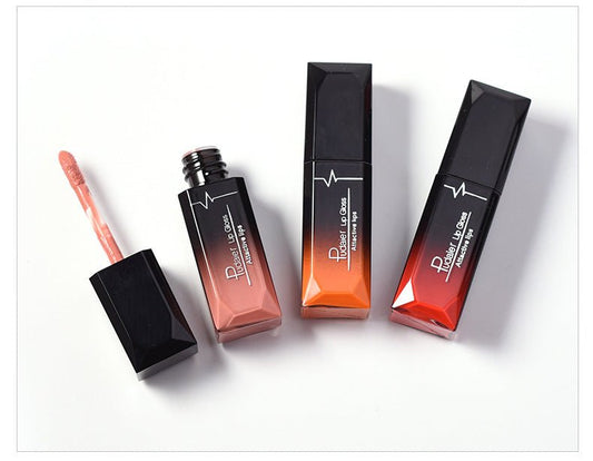 Long-lasting Non-stick Lip Balm $15.00 Dana Fashion Color: 1 makeup 17 Color for You to Choose. 100% brand new and High quality Quantity: 1 PC Features: Matte,Long-lasting,Waterproof Capacity: 8ml Package Content: 1 PC Matte Lip Gloss