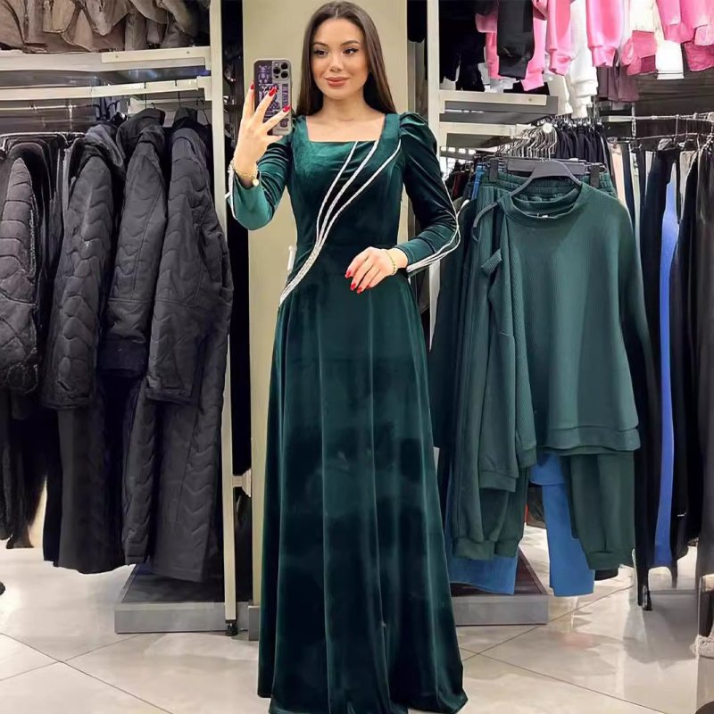 Long Sleeve Rhinestone Maxi Dress $71.35 Dana Fashion Color: Dark Green Size: L Women's clothing معلومات المنتج: نوع التنورة: تنورة مظلة اللون: أسود، أخضر غامق نوع الخصر: خصر متوسط ​​المقاس: S، M، L، XL، XXL نوع الطراز: ريترو شكل المجموعة: قطعة واحدة طول