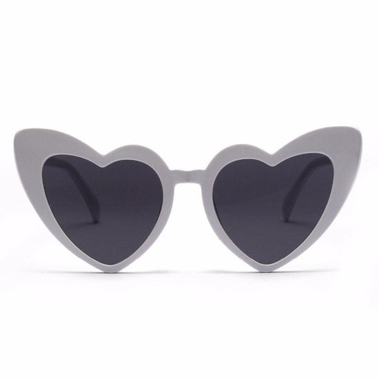 Love Sunglasses Big Heart Sunglasses Europe and America Popular Heart Shape Glasses $15.57 Dana Fashion Lens color: Porcelain Women's Accessories Specification adult Glasses structure Frame Polarized No Lens material AC Style Vintage Frame Material Plasti