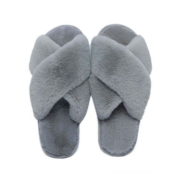 Low Heel Flat Simple Warm Comfortable Plush Slippers Home Floor Slippers $34.50 Dana Fashion Color: Black Size: 36to37 Women's shoes Product information: Pattern: solid color Inner material: artificial wool Color: white, red, black, gray, pink Heel height